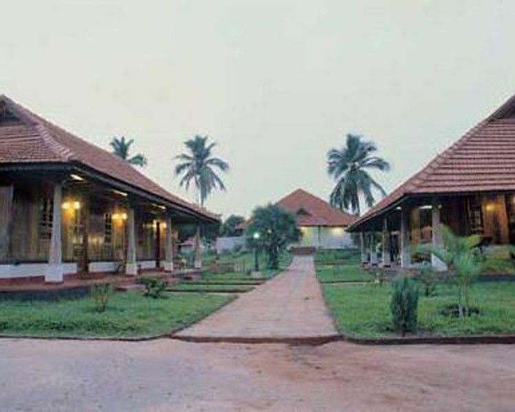 Isola Di Cocco Ayurvedic Beach Resort Poovar Экстерьер фото